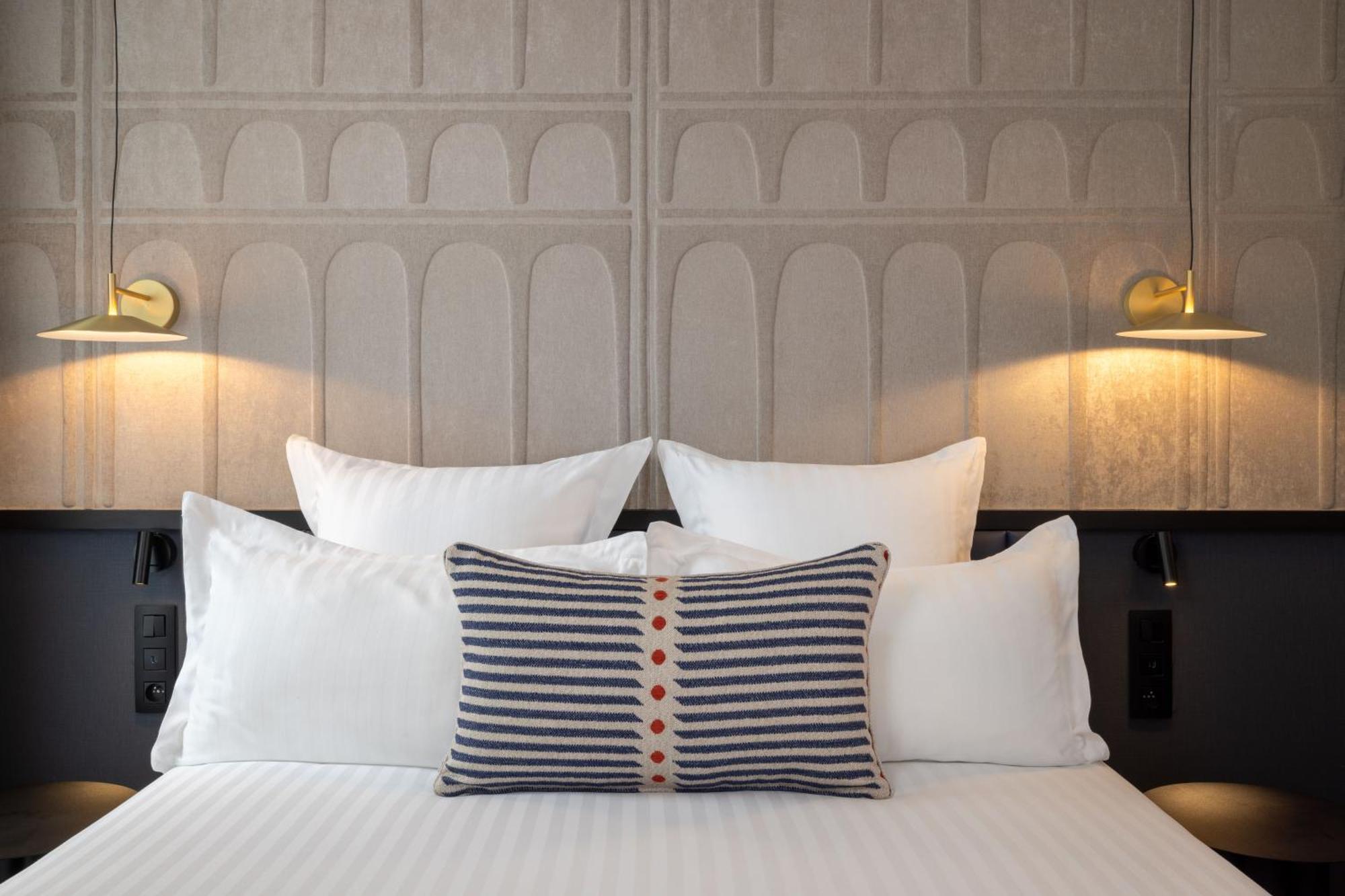 Hotel Grand Coeur Latin ปารีส ภายนอก รูปภาพ