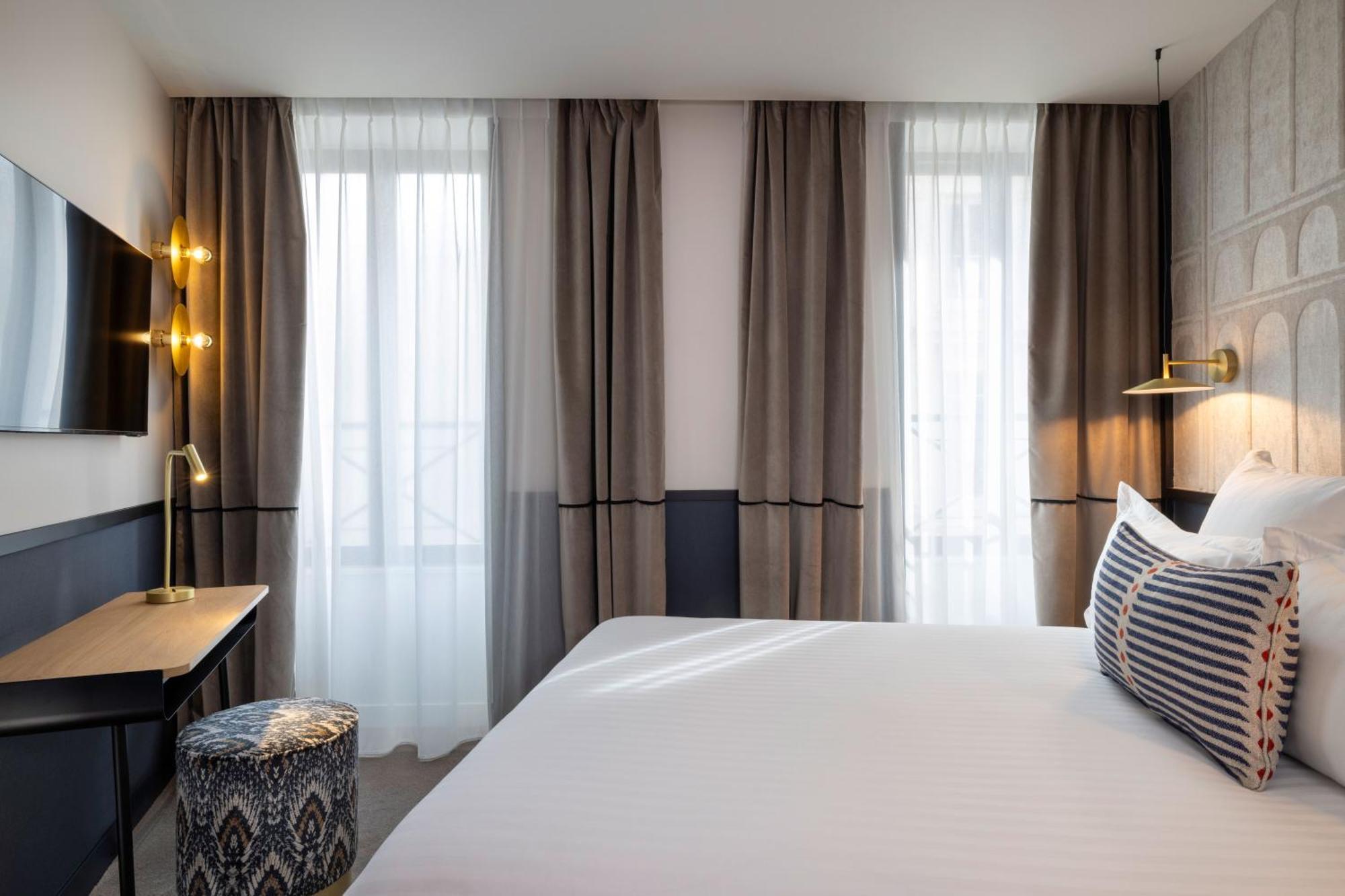Hotel Grand Coeur Latin ปารีส ภายนอก รูปภาพ
