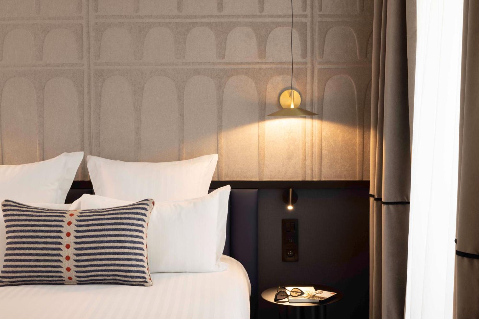 Hotel Grand Coeur Latin ปารีส ภายนอก รูปภาพ