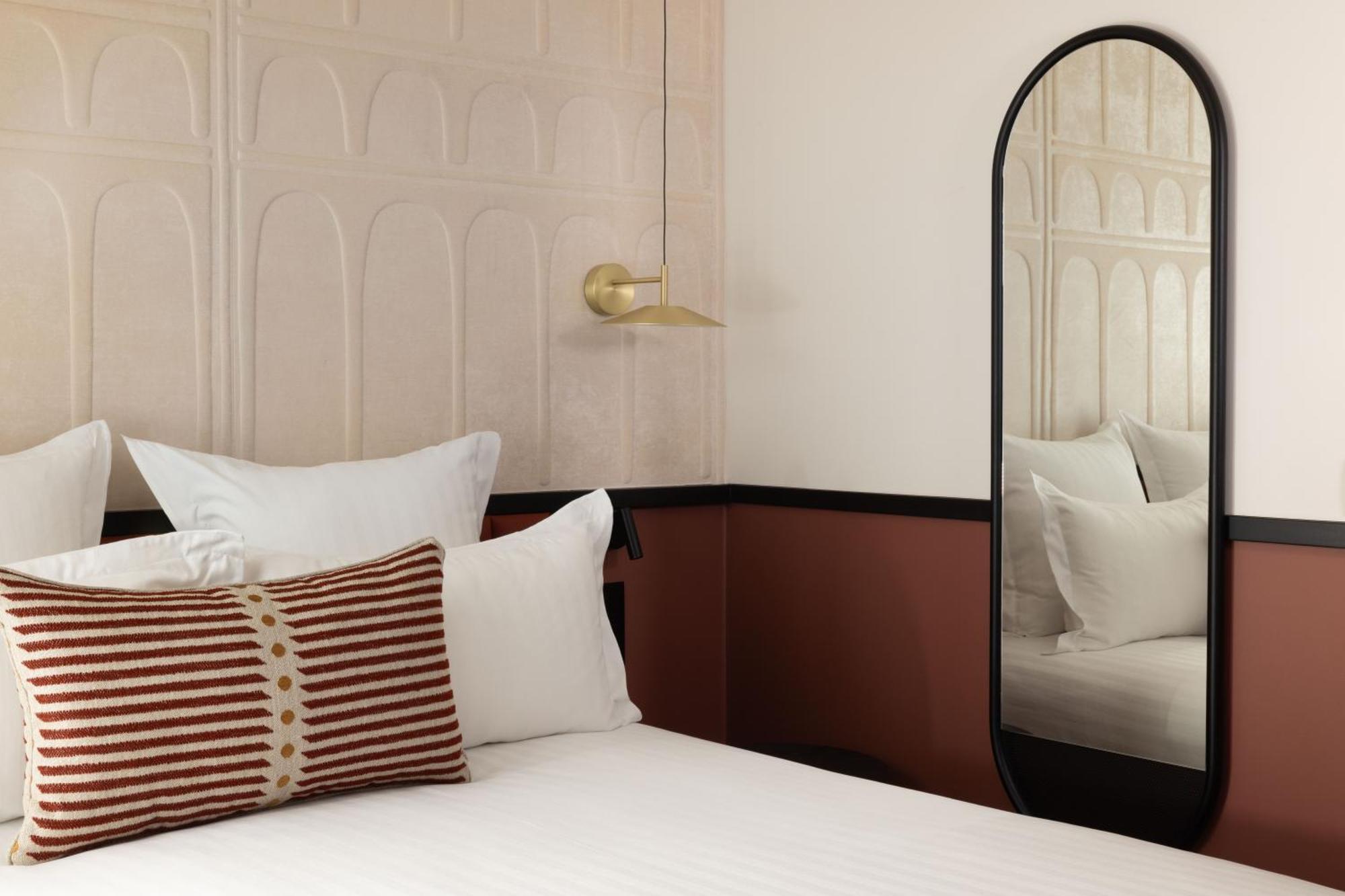Hotel Grand Coeur Latin ปารีส ภายนอก รูปภาพ