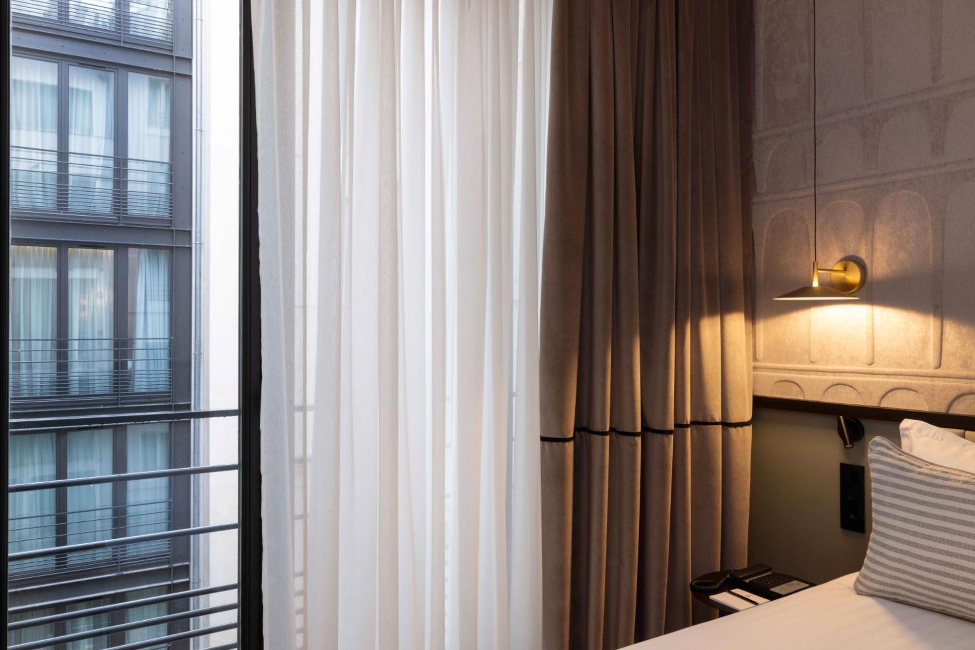 Hotel Grand Coeur Latin ปารีส ภายนอก รูปภาพ