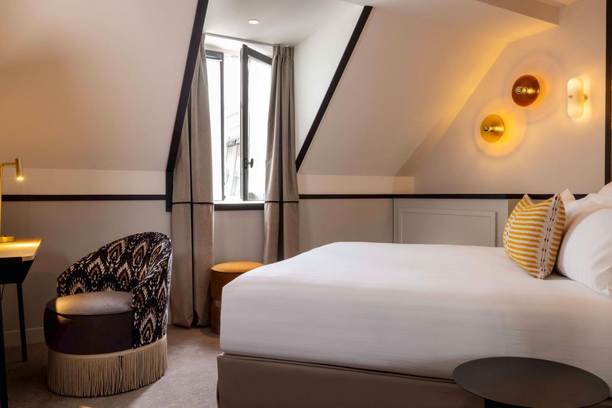 Hotel Grand Coeur Latin ปารีส ภายนอก รูปภาพ