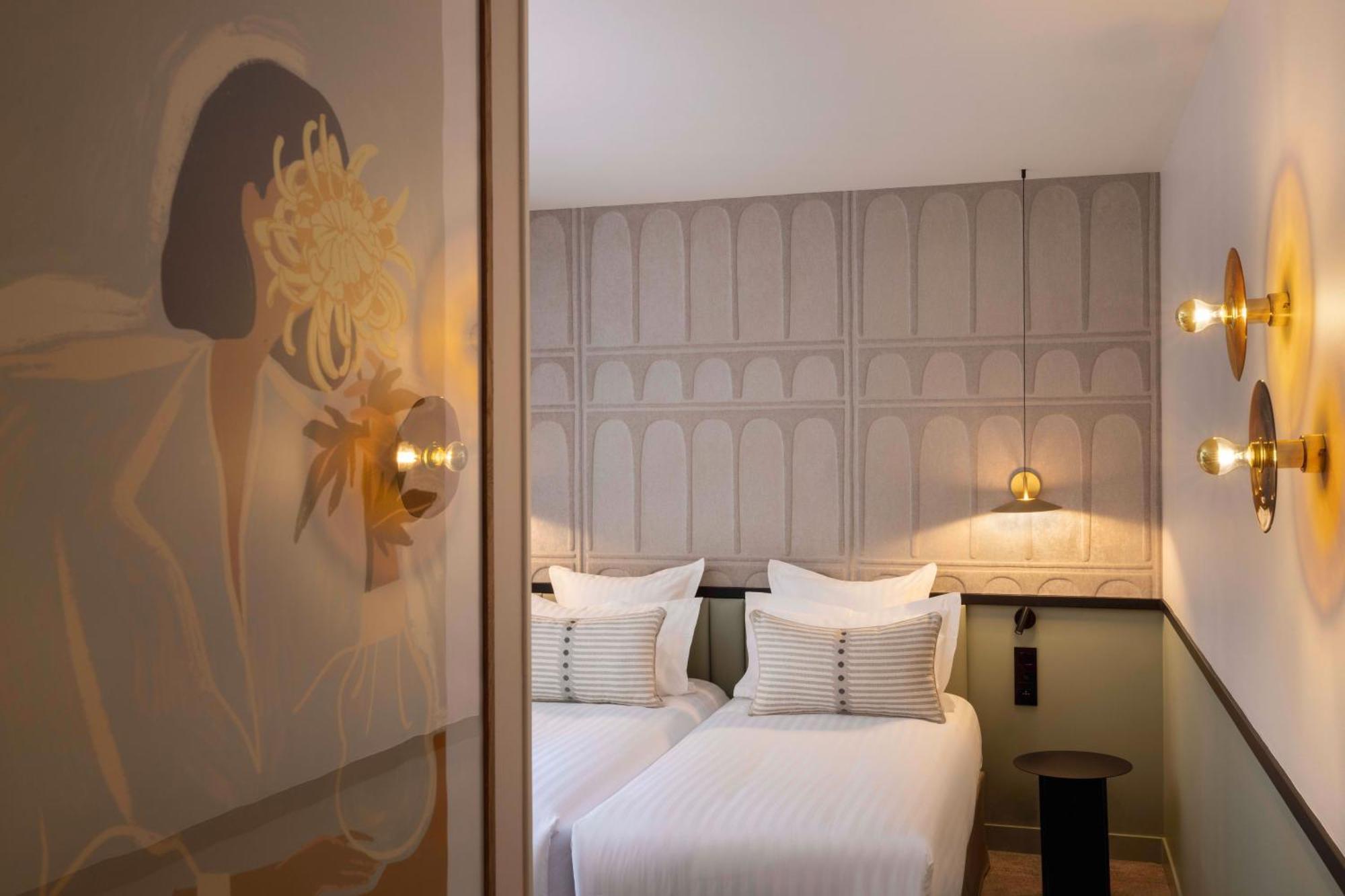 Hotel Grand Coeur Latin ปารีส ภายนอก รูปภาพ